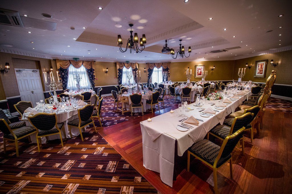 Wrexham Llyndir Hall Hotel, BW Signature Collection Chester Exterior photo