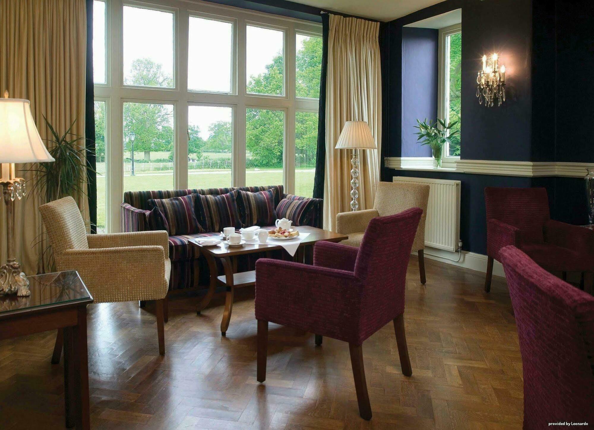 Wrexham Llyndir Hall Hotel, BW Signature Collection Chester Room photo