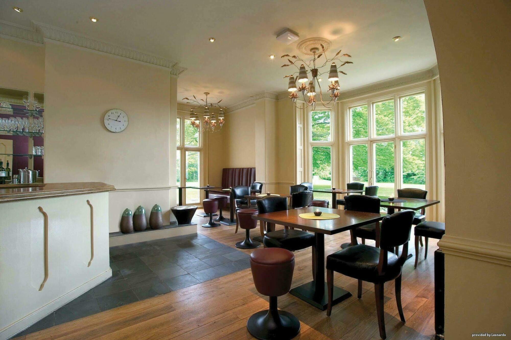 Wrexham Llyndir Hall Hotel, BW Signature Collection Chester Restaurant photo